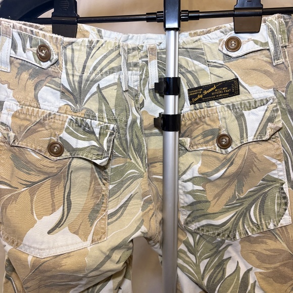 Vintage Y2K Lucky Brand Pants 4/27 Cargo Capri FloralWide Leg Camo Leaf Military - Picture 3 of 12